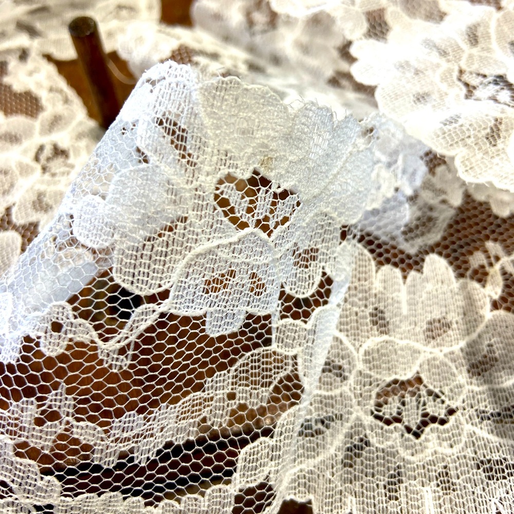 3” wide vintage lace 16’ bundles
